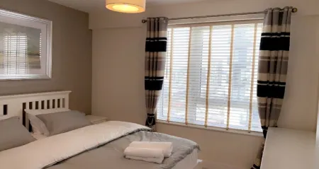 Kent Breath-Taking VIEW 2BD/2BA With Free Parking