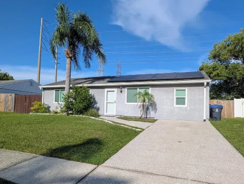 Quiet, Private, Pool, BBQ 3Br/2ba • Tampa Bay Tranquility