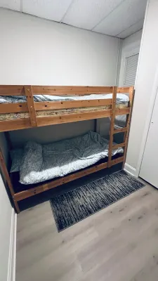 3-bedroom townhome in charming Hagerstown with AC, WiFi