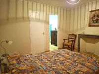 LA MAISON D' EMMIE 83m2 with WI-FI Hotels in Valreas