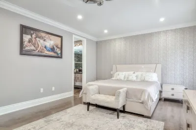 Luxury Mansion in Toronto/Vaughan Hotels near Civic Centre Resource Library