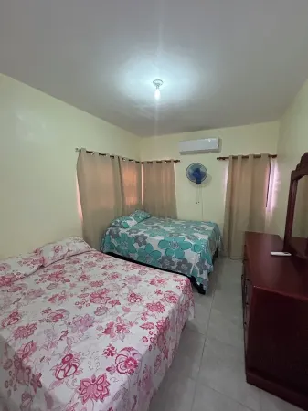 3-bedroom house in fantastic Cabrera with AC, WiFi Отели в г. Кабрера