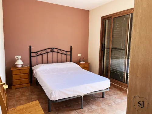 Pleasant villa with pool (A)