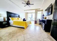 Ocean front -3-bedroom condo in welcoming Playas de Rosarito with WiFi