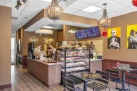 Ocean View, 1BD+1.5BA, Steps To Beach. Heated Pool. Ocean reserve