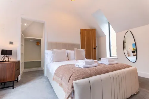 Escape to Broadstairs, Luxury Seaside Home, Sleeps 6