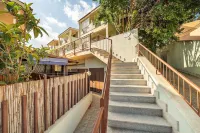 BIANCOMARE HOUSE فنادق في ویلازیمیوس