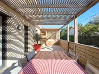 Comfortable house 50m from the sea Hotels in Jullouville