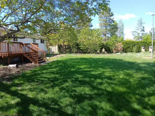 Greenish-Acres Farmhouse