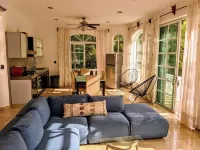Sleeps 16 1min walk to Beach and 5th Av Pool at VOPDC villas of playa del carmen