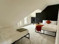 Top Rated - PRIME Location - Free Parking