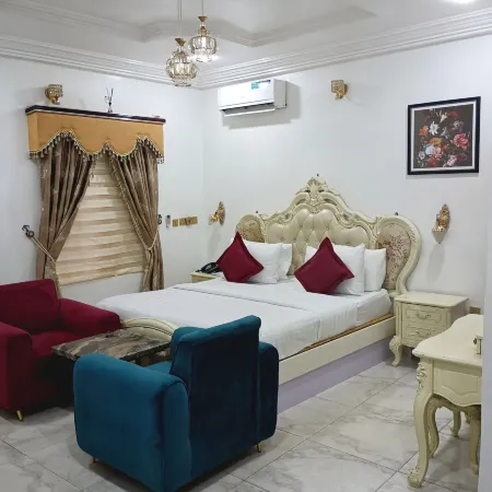 Kawruky Hotel & Suites