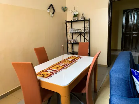 3-bedroom apartment 5 minutes from the beach Отели рядом с достопримечательностью «Kiddo Land»