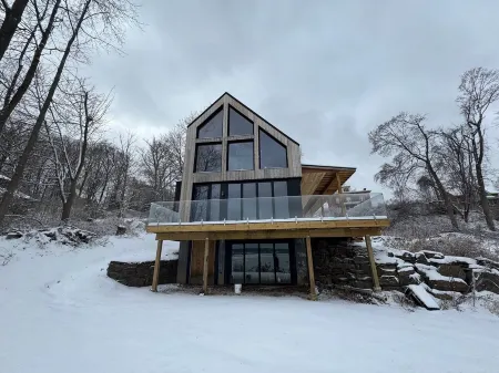 Shatemuc, a magical getaway on the Hudson River Отели в г. Порт Юэн