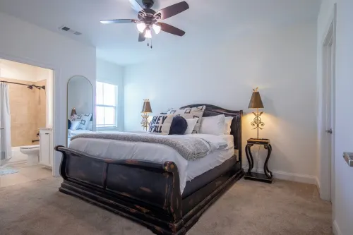 The Kiff Inn – Modern 3BR Condo Sleeps 9, Ensuite Bathrooms & Pool Hotels in Lafayette County