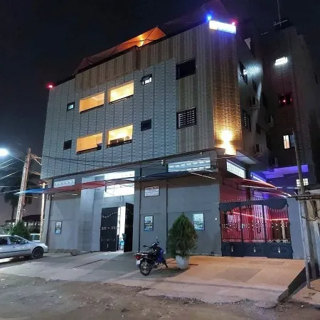 Room in Guest Room - Royal Blue Guest House Bar