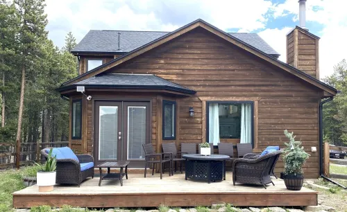 ECHO HILLS MOUNTAIN LODGE - Evergreen Mountain Top Retreat - 15 minutes to SKI!!