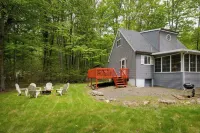 The Bear's House, Pet Friendly, Level 2 EV Charger