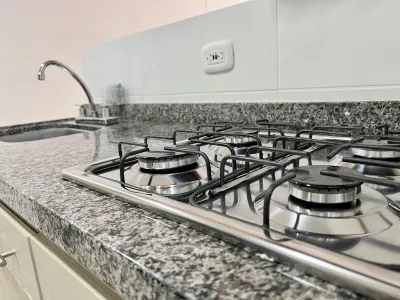 Cómodo Apt3hab Plataformas tv- Parqueadero Privado  호텔