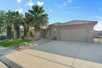 Spacious Home,8min to Lakes and golf ,30min Zion, GameRoom,Fast WiFi +Large Yard