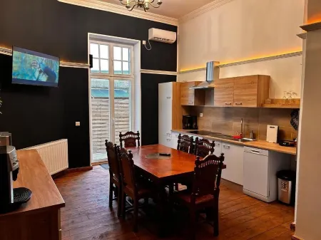 DZ Appartements - Ferienwohnung mit Klimaanlage, Inkl. Wlan, Betten Stellbar