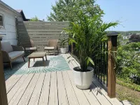 Charming 2-bedroom Gem, Scenic Views + Deck, Fire Pit Các khách sạn ở Dubois