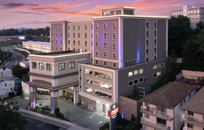 Best Western Premier NYC Gateway Hotel