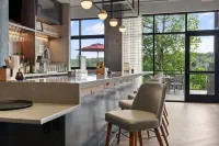 Cambria Hotel Lake Placid - Lakeside Resort - bar