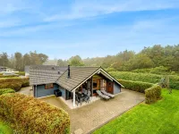 "Sarah" Hotels in Ansager