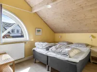 "Nils" - 2.3km from the Sea