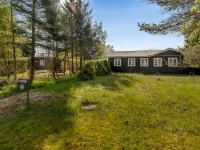 "Ingobert" - 50m from the Sea - Homestays