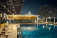 Gift City Club – A Member of Radisson Individuals - Pool