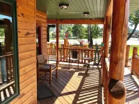 Mountain Peaks Inn, ELKHORN MOUNTAIN SUITE, Downtown Hill City