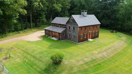 Copper Kettle Farm - newly renovated farmhouse with spectacular views