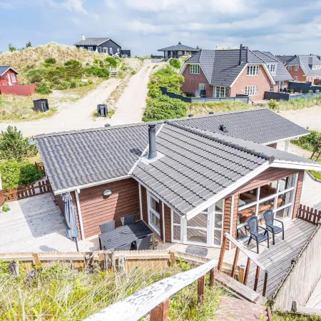 6 person holiday home in Henne