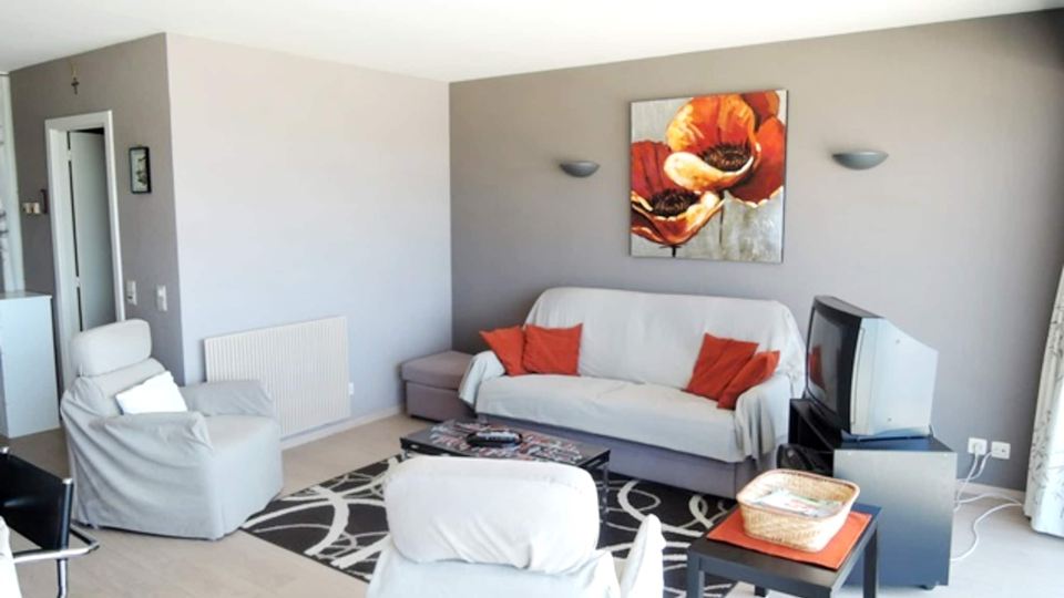 Studio in Middelkerke with Sea View Terrace