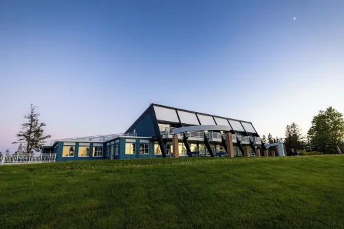 Hébergement Fort Prével Hotels in Perce
