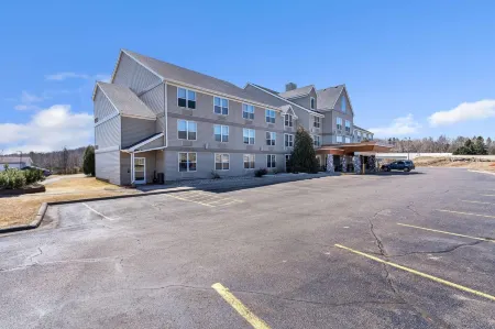 Duluth Inn & Suites Near Spirit Mountain Отели в г. Проктор