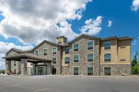 Comfort Inn & Suites Hotels in Medina