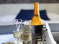 It's Room Naples Отели рядом с достопримечательностью «Площадь Пьяцца-Кавур»