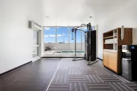The Banyan Hotel Fort Myers, Tapestry Collection by Hilton - Gym