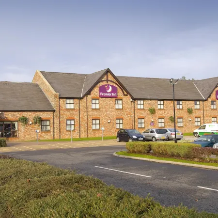 Premier Inn Wigan (M6, J25)