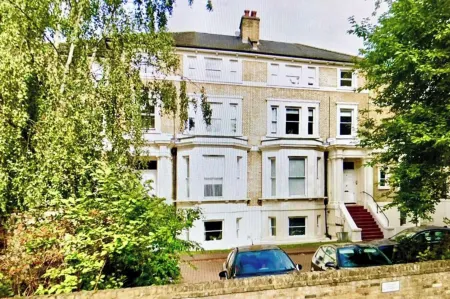 1 Bedroom Flat Sleeps 4 -Free Onsite Parking -WiFi Отели рядом со станцией Acton Main Line