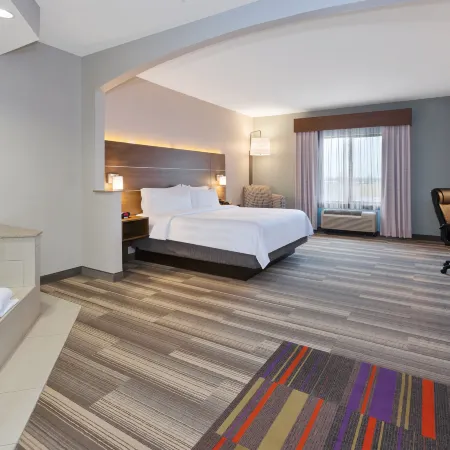 Holiday Inn Express & Suites WARMINSTER - HORSHAM by IHG