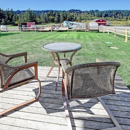 Stay at the Ranch! Bunkhouse is in the heart of Camano Island.