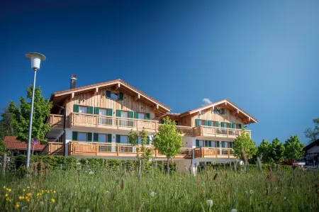 Wohnung 2 in Luxury Apartments "R6 Tegernsee" Отели рядом с достопримечательностью «Aquadome»