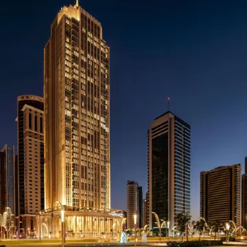 Wyndham Grand Doha West Bay Beach