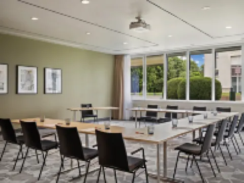 Leonardo Hotel Mainz マインツのホテル