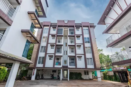 Ambalath Maple Leaves - Hostel Отели рядом с достопримечательностью «KANNENGATH K.L.D.C. Water source»