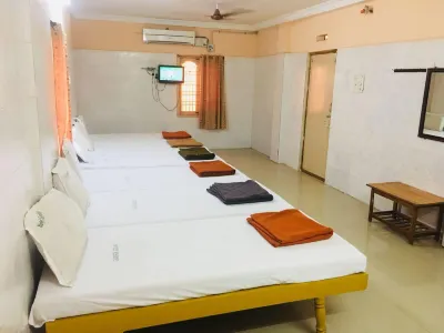 Sandeep Residency Hotel a 
